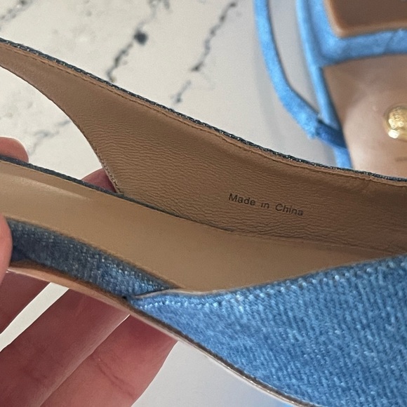 Veronica Beard Cecile Half d'Orsay Slingback Pump
Chic Denim Slingback White Cap - Picture 9 of 9